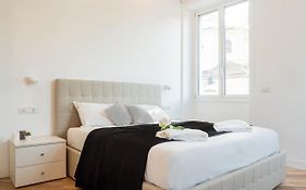 The Best Rent - Duomo deluxe two-bedroom apartment